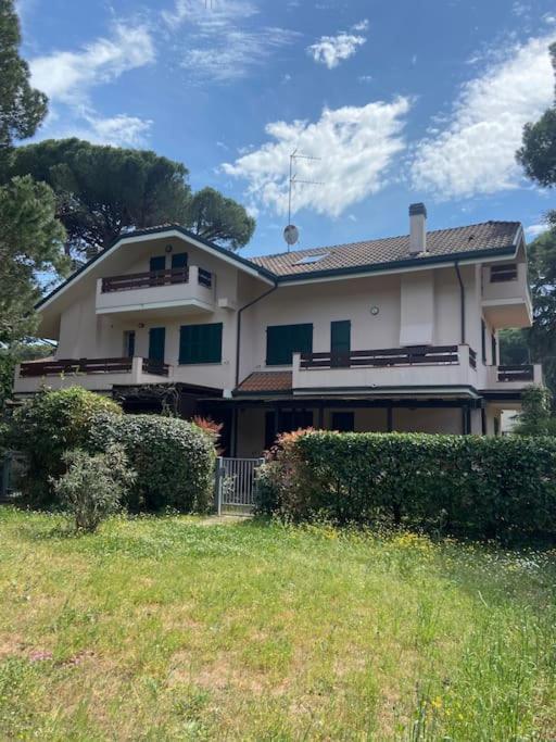 Residenza Verdi Milano Marittima Exteriör bild
